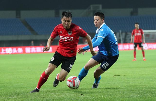 辽宁宏运在主场逼平重庆大都的简单介绍